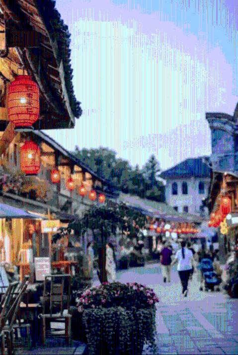 小霸道指的是丰田哪款车？值得入手么 ？